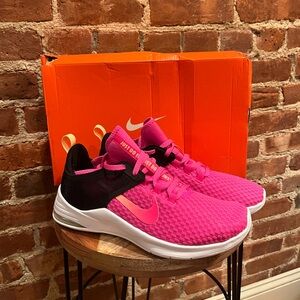 Nike Women’s Air Max Bella TR 2 “Laser Fuchsia”